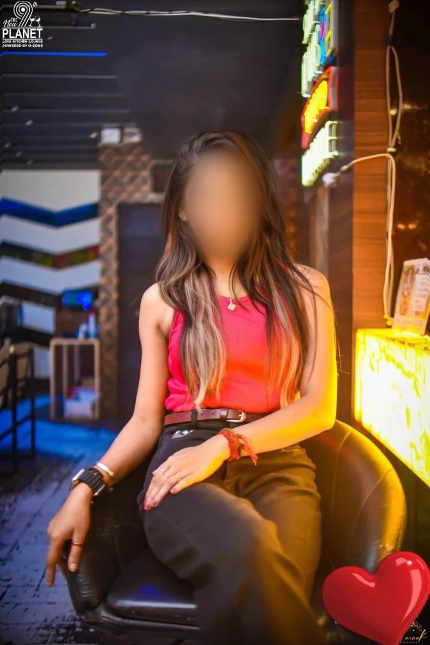 Zoya - Verified executive stays companion for luxury hotel stays